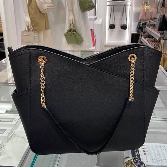 Michael Kors Jet Set Travel Large Chained Tote Shoulder Bag MK Black 

NWT - Picture 4 of 16